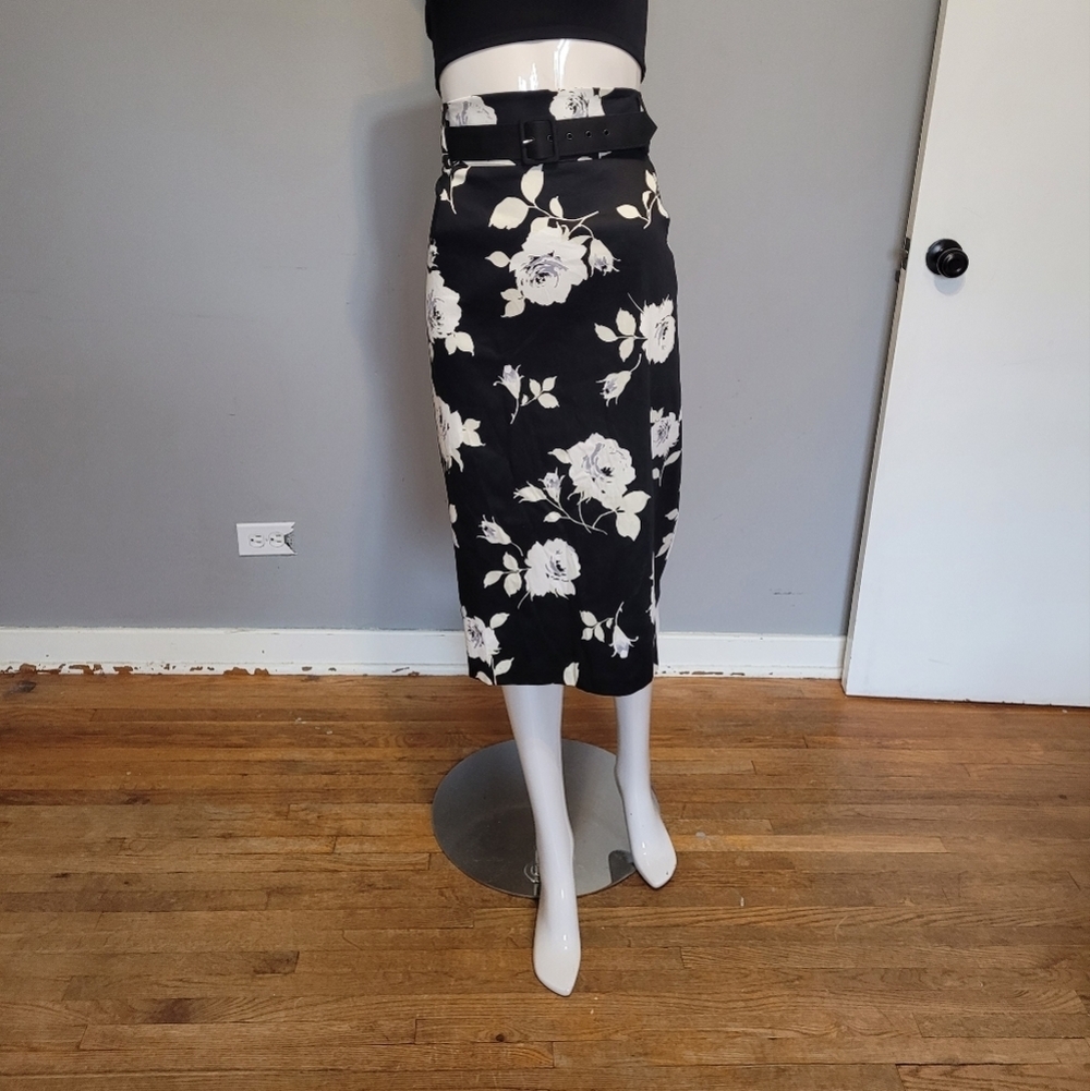 Pinup Couture Floral Pencil Skirt, BNWT, Size 2X